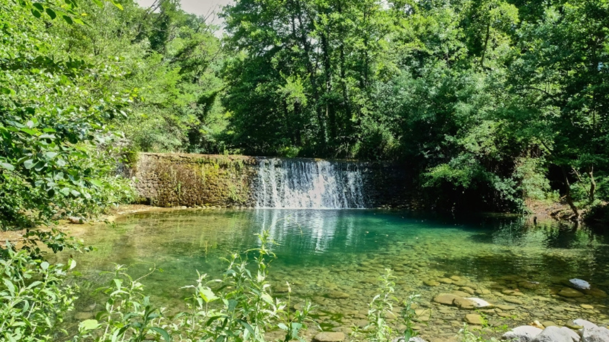 Les meilleures activités en Ardèche l’été, quand on cherche le frais